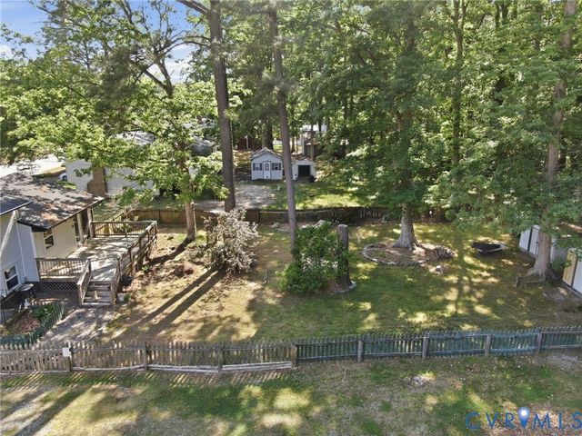 2318 Edenbrook Dr, Henrico, VA 23228
