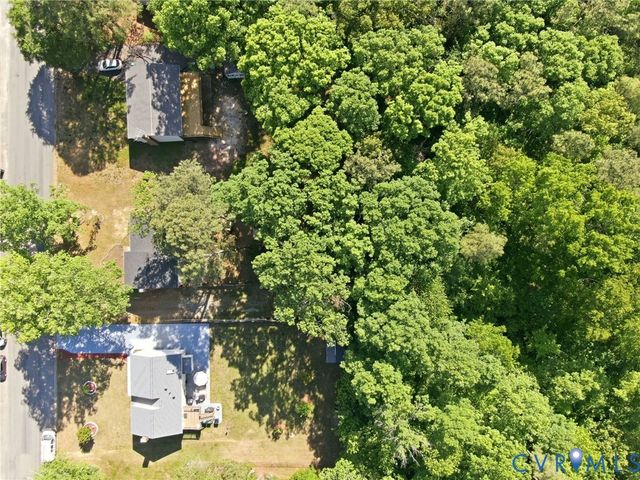 2318 Edenbrook Dr, Henrico, VA 23228