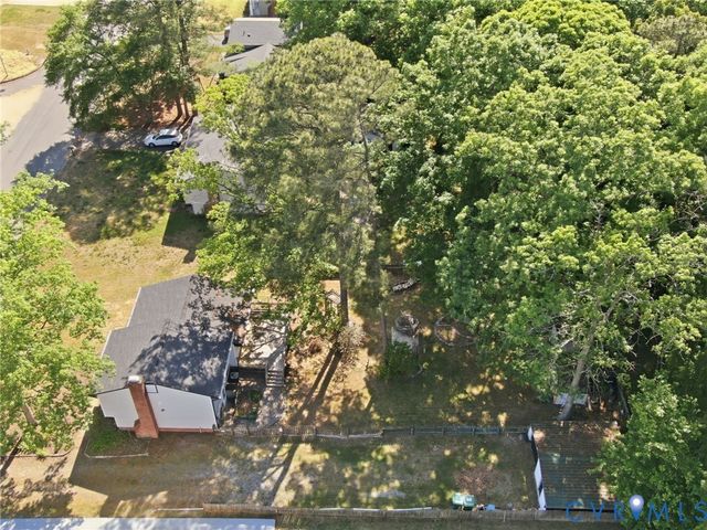 2318 Edenbrook Dr, Henrico, VA 23228