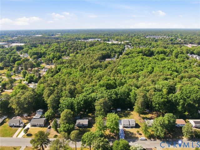 2318 Edenbrook Dr, Henrico, VA 23228