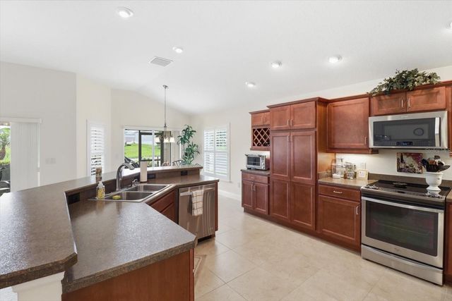 3087 BLACKSTOCK WAY, The Villages, FL 32163
