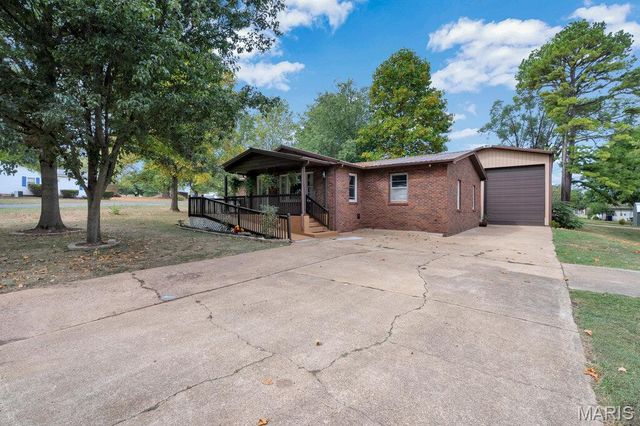 401 N Carter Street, Desloge, MO 63601