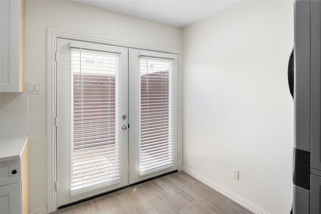 9818 Valley Meadow Place, Dallas, TX 75220