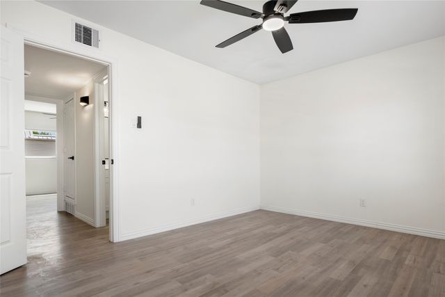 9818 Valley Meadow Place, Dallas, TX 75220