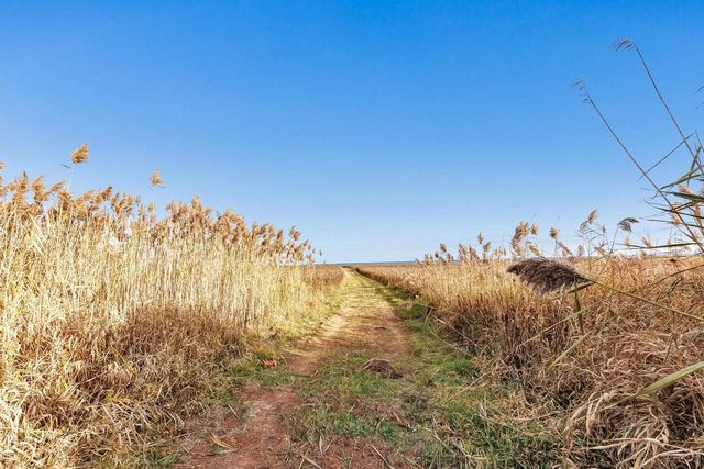 17707 LAKESHORE ROAD, Two Rivers, WI 54241