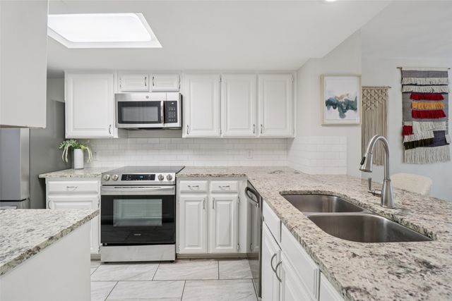 1428 Hampton Road, Grapevine, TX 76051