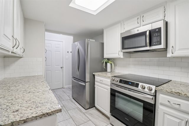 1428 Hampton Road, Grapevine, TX 76051