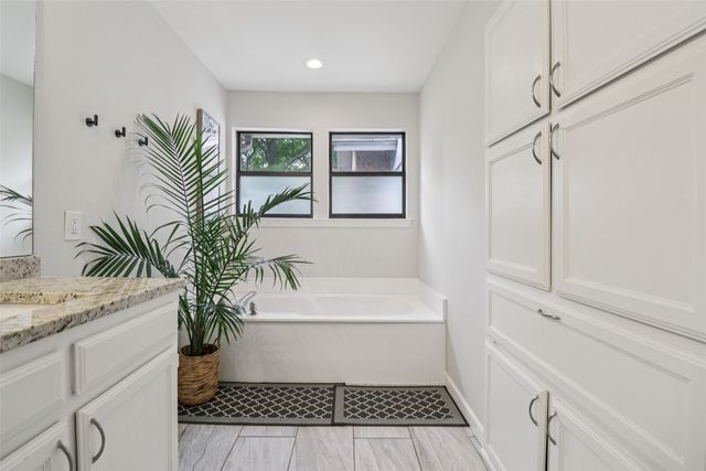 1428 Hampton Road, Grapevine, TX 76051