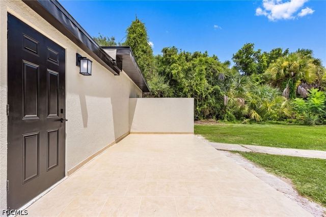 4428 Melbourne ST, Port Charlotte, FL 33980