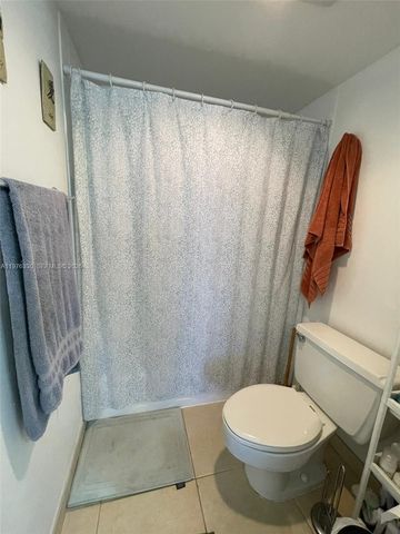 1901 Brickell Ave B2207, Miami, FL 33129