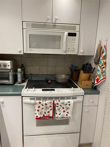 1901 Brickell Ave B2207, Miami, FL 33129