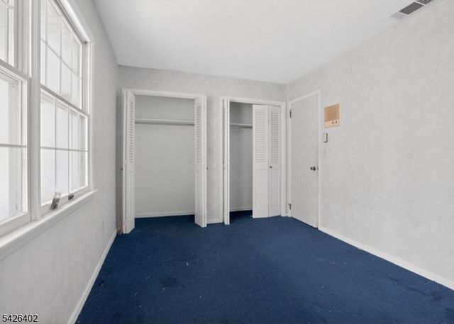 14 Woodland Rd, Franklin Twp., NJ 08867