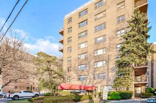 8800 JFK Blvd E 7E, North Bergen, NJ 07047