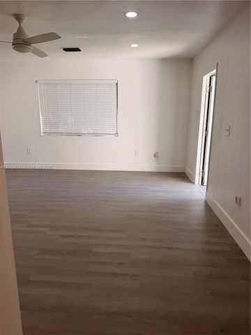 165 SW 5th Court 2, Deerfield Beach, FL 33441