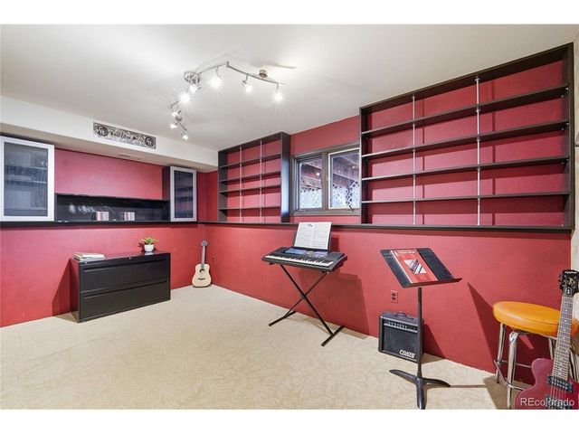 6206 Misty Way, Longmont, CO 80503