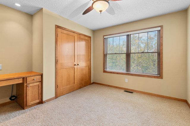 1658 Headwaters Lane, Woodbury, MN 55129