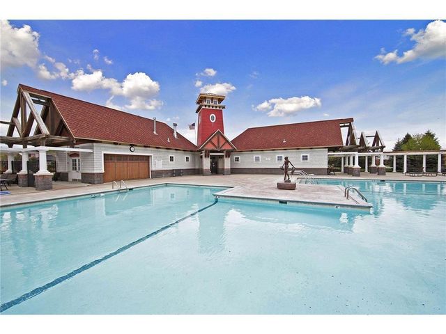 1658 Headwaters Lane, Woodbury, MN 55129