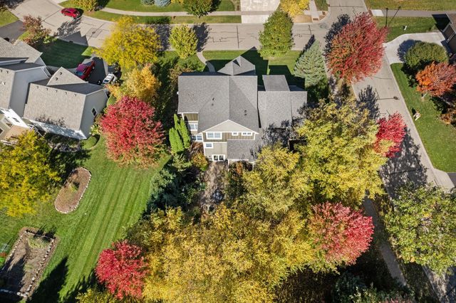 1658 Headwaters Lane, Woodbury, MN 55129