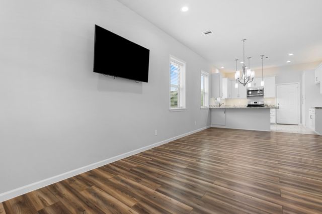 1505 Hussion Street, Houston, TX 77003