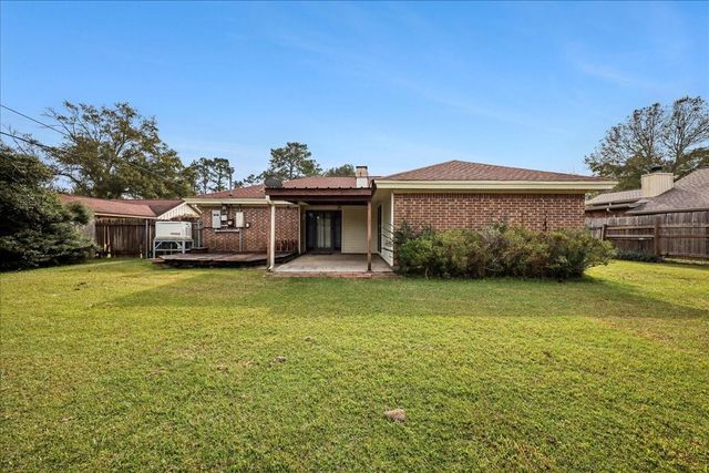 4220 Briarhill Avenue, Orange, TX 77632