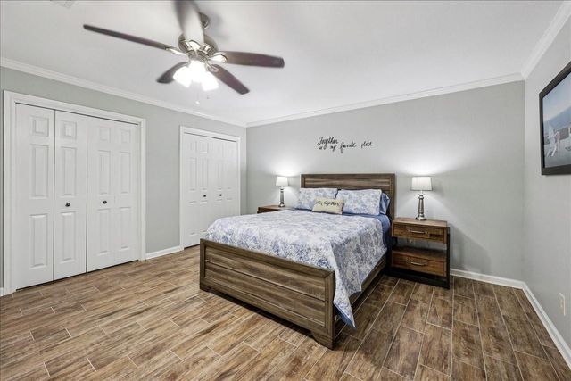 4220 Briarhill Avenue, Orange, TX 77632