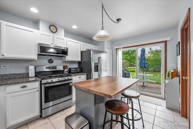 750 S Aldridge Lane, Round Lake, IL 60073
