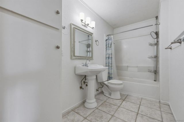 10406 Caminito Rimini, San Diego, CA 92129