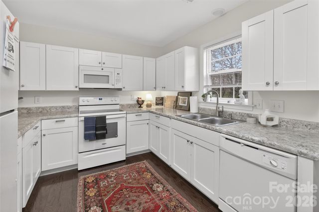 5 S 1st Street, Belmont, NC 28012