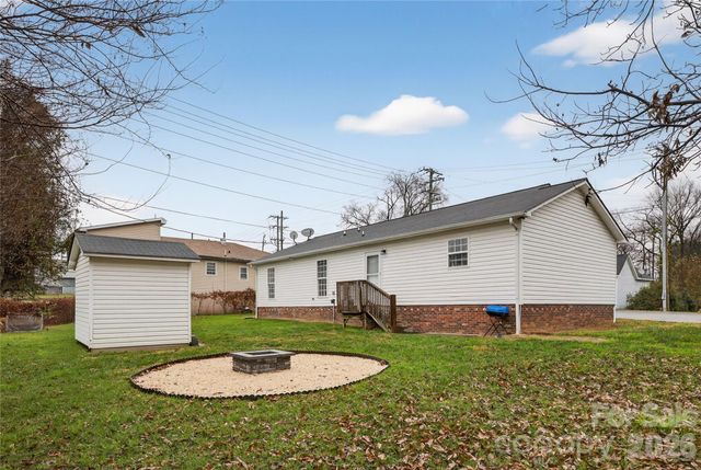 5 S 1st Street, Belmont, NC 28012