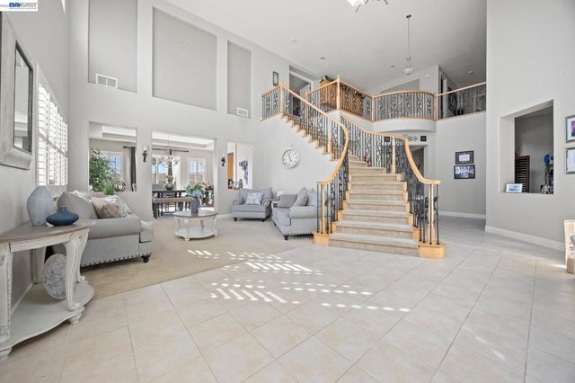 1021 Pacific Grove Ct, Brentwood, CA 94513