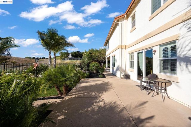 1021 Pacific Grove Ct, Brentwood, CA 94513