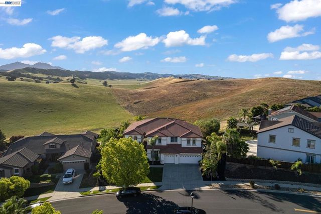 1021 Pacific Grove Ct, Brentwood, CA 94513