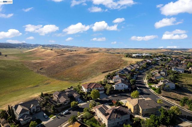 1021 Pacific Grove Ct, Brentwood, CA 94513