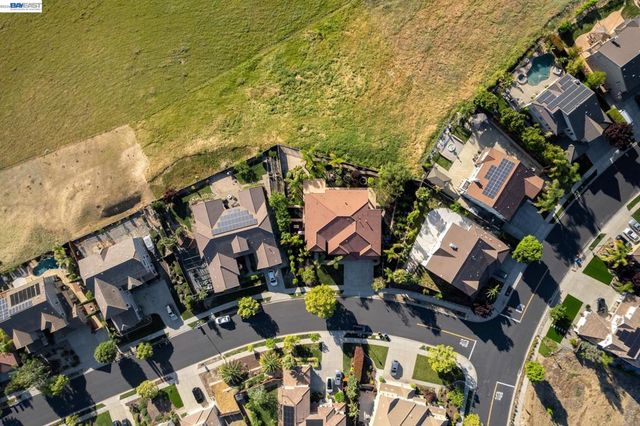 1021 Pacific Grove Ct, Brentwood, CA 94513