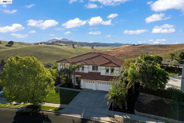 1021 Pacific Grove Ct, Brentwood, CA 94513