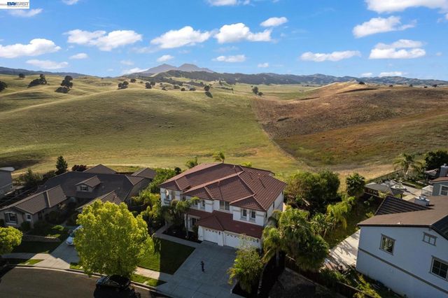 1021 Pacific Grove Ct, Brentwood, CA 94513