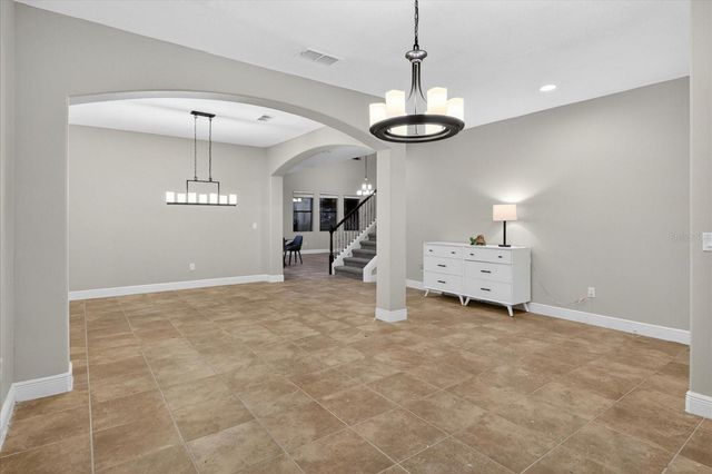 1389 HERITAGE LANDINGS DRIVE, Lakeland, FL 33805