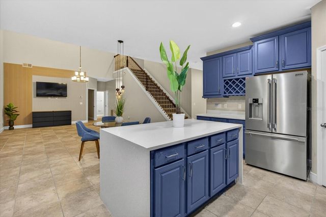 1389 HERITAGE LANDINGS DRIVE, Lakeland, FL 33805