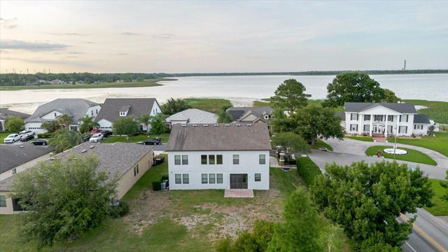 1389 HERITAGE LANDINGS DRIVE, Lakeland, FL 33805