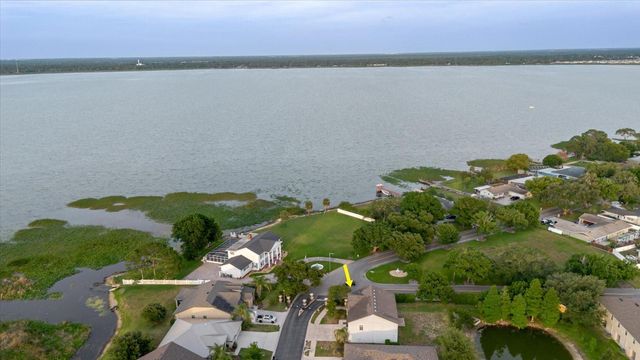 1389 HERITAGE LANDINGS DRIVE, Lakeland, FL 33805