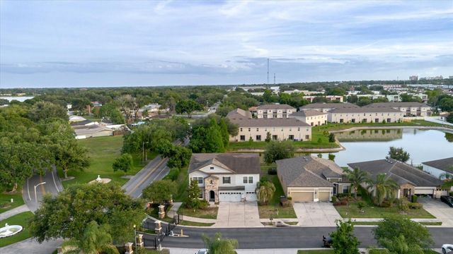 1389 HERITAGE LANDINGS DRIVE, Lakeland, FL 33805