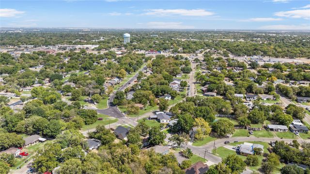 4508 Wiman Drive, Fort Worth, TX 76119
