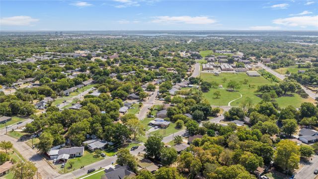 4508 Wiman Drive, Fort Worth, TX 76119