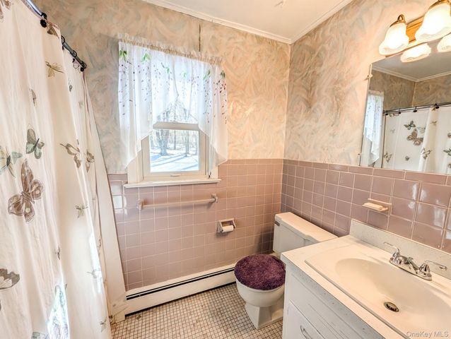 5180 Sound Avenue, Mattituck, NY 11952