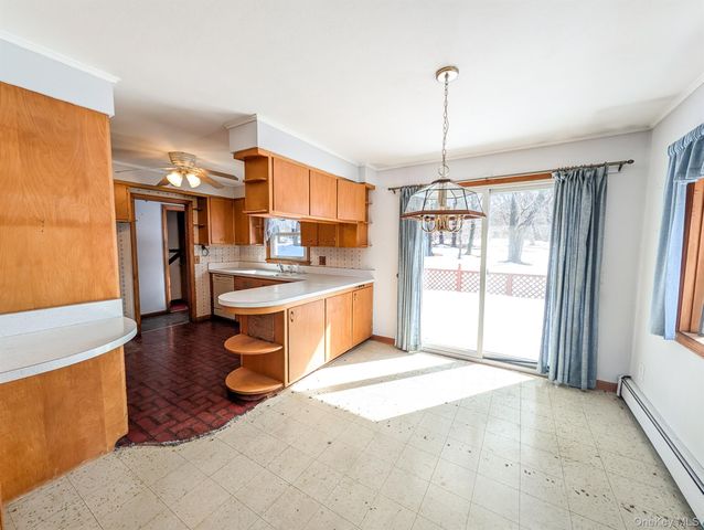 5180 Sound Avenue, Mattituck, NY 11952