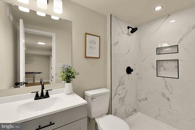 611 ETHAN ALLEN AVE, Takoma Park, MD 20912