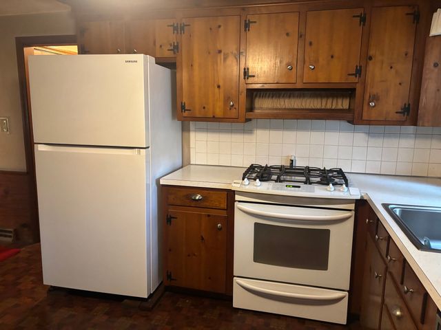 107 School Street, Chelmsford, MA 01824