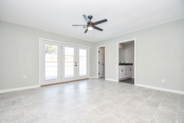 5850 Duxbury Street, Houston, TX 77035