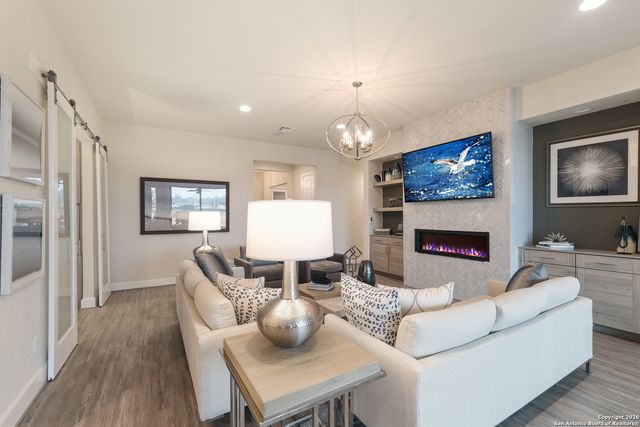 379 Borchers Blvd, New Braunfels, TX 78132