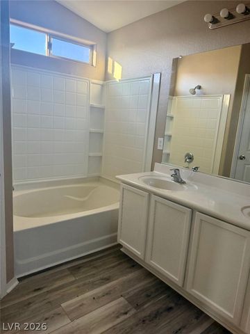 6314 BARRINGTON BRIDGE Avenue N, Las Vegas, NV 89122
